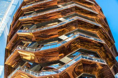NEW YORK CITY, ABD - 29 Mart 2020: The Vessel at Hudson Yards Staircase, New York, ABD