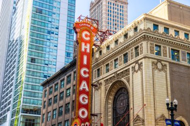 Chicago, ABD - 29 Mart 2020 Şikago Tiyatrosu tabelası, ABD