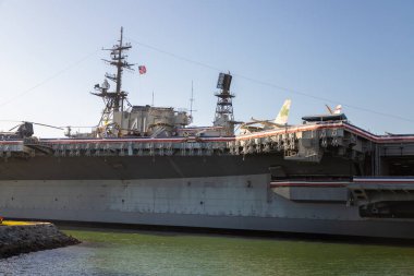 SAN DIEGO, ABD - 29 Mart 2020: Uçak gemisi USS Midway Museum, San Diego, Kaliforniya, ABD