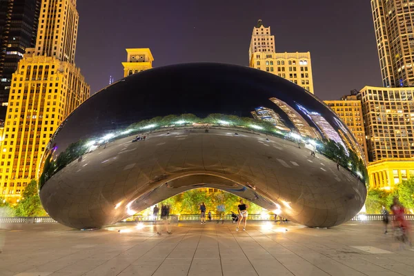 Chicago Usa Mars 2020 Skulptur Cloud Gate Millennium Park Natten — Stockfoto