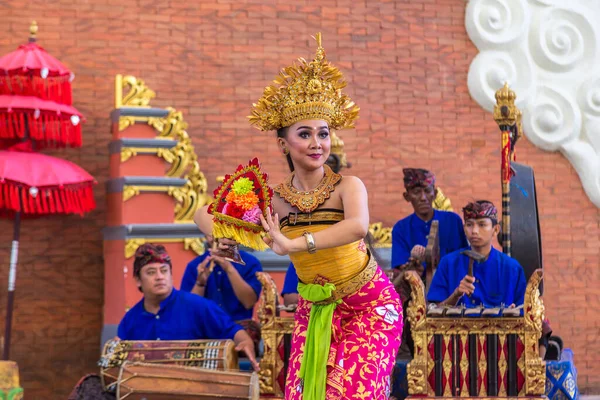 Bali Indonesien Februar 2020 Traditioneller Balinesischer Tanz Gwk Garuda Wisnu — Stockfoto