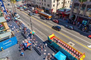 LOS ANGELES, HOLYWOOD, ABD - 29 Mart 2020: Hollywood Bulvarı, Los Angeles, Kaliforniya, ABD