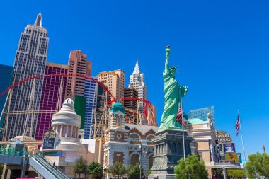 LAS VEGAS, ABD - 29 Mart 2020 Las Vegas, Nevada, ABD 'deki New York Otel ve Kumarhanesi
