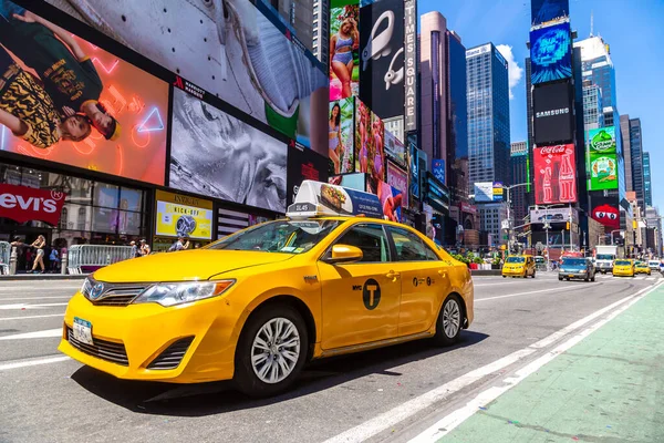 New York City Usa März 2020 Gelbes Taxi Auf Dem — Stockfoto