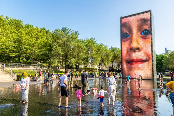 Chicago Usa March 2020 Crown Fountain Millennium Park Chicago Illinois — Stock Photo, Image