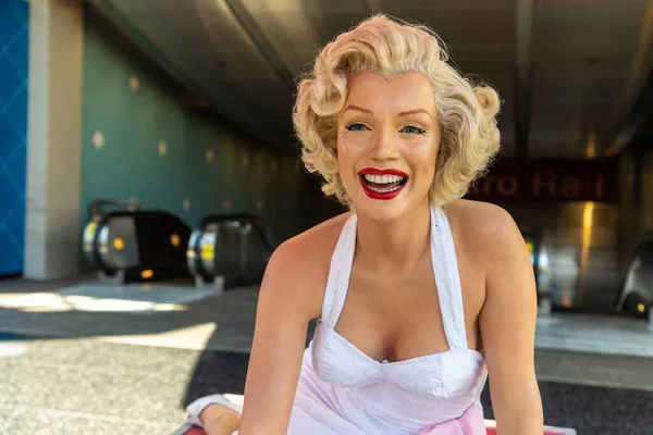 Los Ángeles Hollywood Marzo 2020 Estatua Marilyn Monroe Paseo Fama —  Fotos de Stock