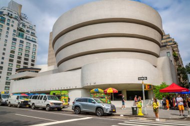 New York Şehri, ABD - 15 Mart 2020: Solomon R. Guggenheim Müzesi, New York, ABD