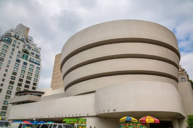 New York Şehri, ABD - 15 Mart 2020: Solomon R. Guggenheim Müzesi, New York, ABD