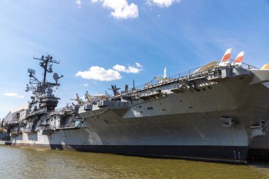NEW YORK CITY, ABD - 29 Mart 2020: New York Citys Intrepid Sea, Air Space Museum Complex New York, New York, ABD