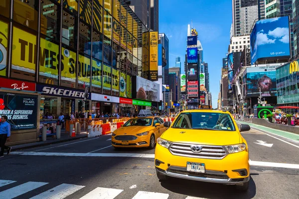 New York City Usa März 2020 Gelbes Taxi Auf Dem — Stockfoto