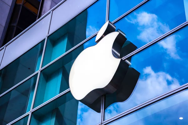 New York City Usa March 2020 Λογότυπο Καταστήματος Της Apple — Φωτογραφία Αρχείου