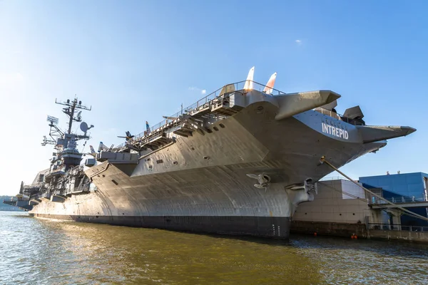 New York City Usa Marzo 2020 New York Citys Intrepid — Foto Stock