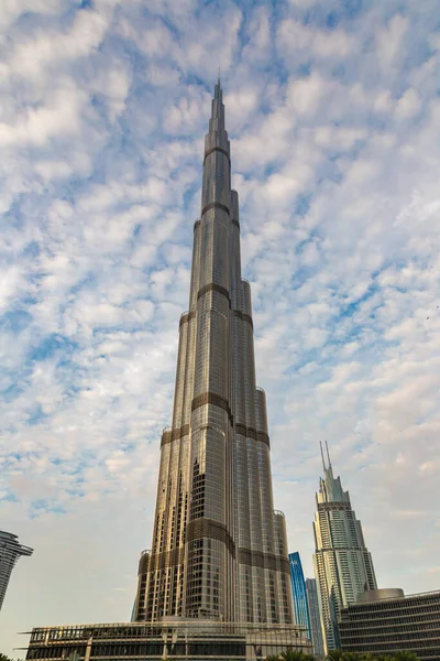 Dubai Emiratos Árabes Unidos Abril 2020 Torre Burj Khalifa Atardecer — Foto de Stock