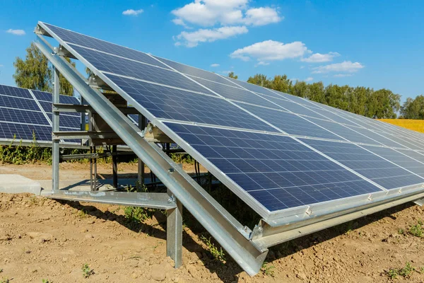 Modules Solaires Photovoltaïques Utilisant Énergie Solaire Renouvelable Concept Alternatif Électricité — Photo