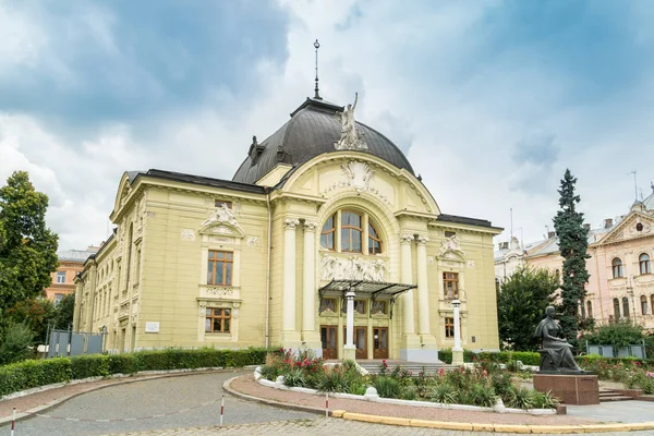 Chernivtsi Bölgesel Akademik Ukrayna Drama Tiyatrosu Tiyatro — Stok fotoğraf