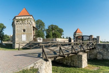 Ukrayna 'nın Ternopil bölgesinde Skalat kasabasındaki Skalatsy şatosu müzesi. Ukrayna 'da Trevel hedef ve kaleler