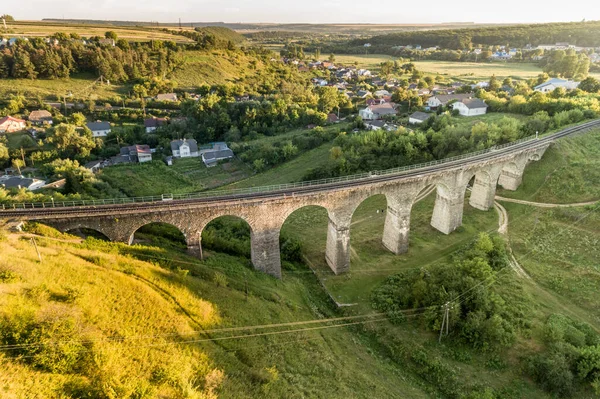 Veduta Aerea Vecchio Viadotto Ferroviario Vicino Villaggio Terebovlya Nella Regione — Foto Stock