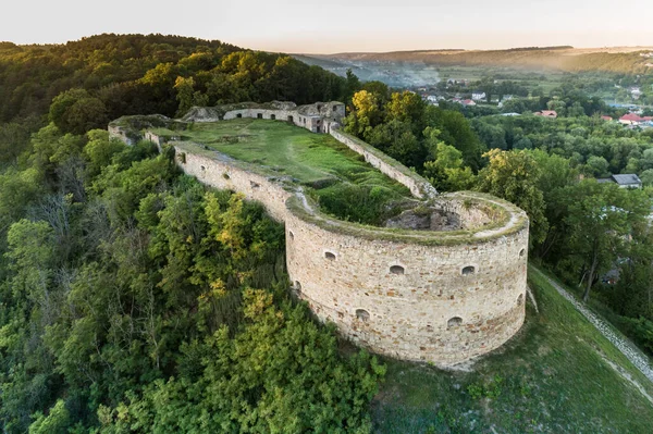 Vista Aerea Sul Tramonto Estivo Del Castello Terebovlia Una Collina — Foto Stock