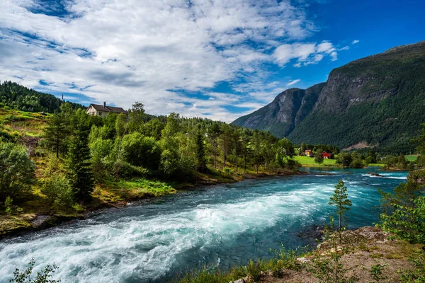 Hermosa Naturaleza Noruega Paisaje Natural Lago Lovatnet — Foto de Stock