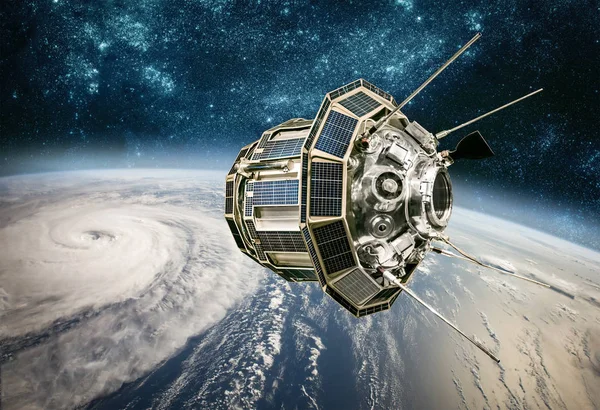 Ruimte Satellietcontrole Van Aarde Baan Weer Vanuit Ruimte Orkaan Typhoon — Stockfoto