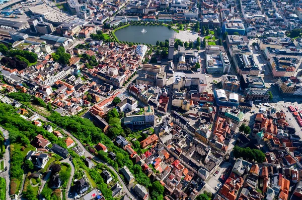 Bergen est une ville et une municipalité du Hordaland, sur la côte ouest — Photo