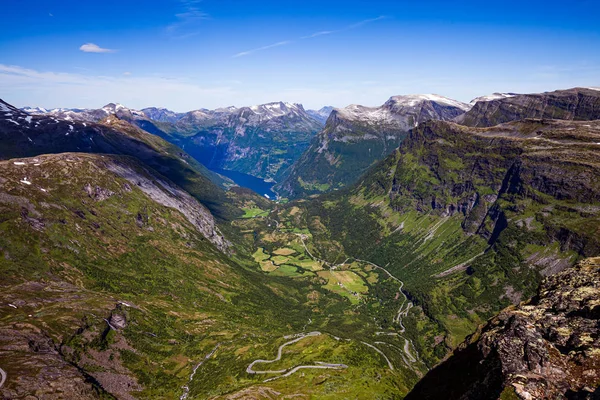 Geiranger fijord, Güzel Doğa Norveç. — Stok fotoğraf