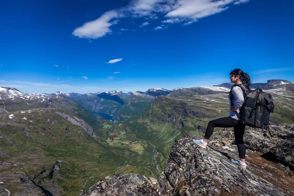 Geiranger Fiyort Güzel Doğa Norveç. — Stok fotoğraf