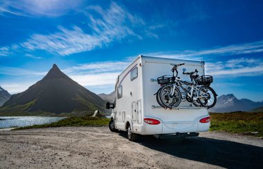 Aile tatil seyahat Rv, kamyonet ve karavan tatil gezisi