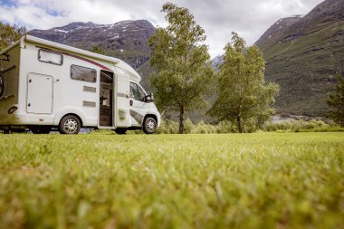 Aile tatil seyahat Rv, kamyonet ve karavan tatil gezisi