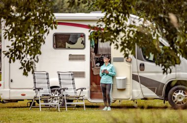 Aile tatil seyahat Rv, kamyonet ve karavan tatil gezisi