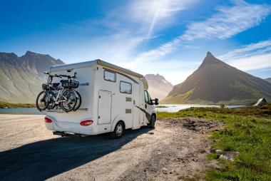 Aile tatil seyahat Rv, kamyonet ve karavan tatil gezisi