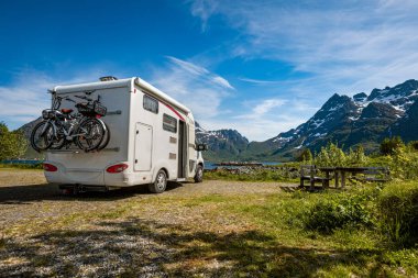 Aile tatil seyahat Rv, kamyonet ve karavan tatil gezisi