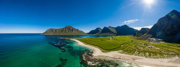 Pláž pláž Lofoten ostrovy souostroví — Stock fotografie