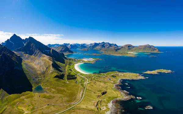 Pláž pláž Lofoten ostrovy souostroví — Stock fotografie