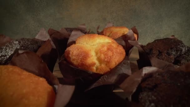 머핀 케이크가 응고되다 — 비디오
