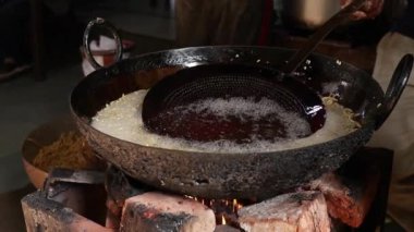 Batı Hindistan 'da Murukku Hint sokak yemekleri Rajasthan eyaleti.