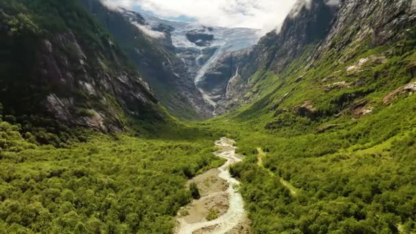 Beautiful Nature Norway Glacier Kjenndalsbreen. — ストック動画