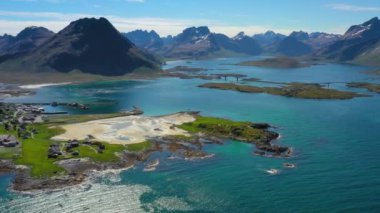 Beach Lofoten adaları Norveç 'in Nordland eyaletinde yer alan bir takımadalardır..