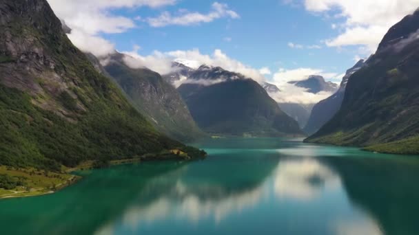 Hermosa Naturaleza Noruega Paisaje Natural Lovatnet Lago — Vídeo de stock