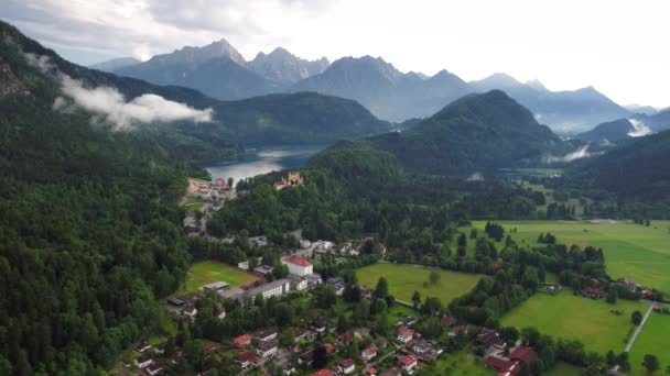 Slot Neuschwanstein Beierse Alpen Duitsland Luchtvluchten Met Fpv Drone — Stockvideo