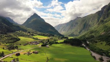 Hava görüntüleri. Güzel doğa Norveç..