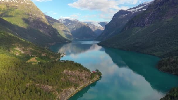 Piękna Przyroda Norwegia Naturalny Krajobraz Jezioro Lovatnet — Wideo stockowe