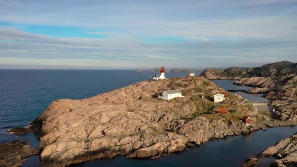 Faro Costero Faro Lindesnes Faro Costero Situado Extremo Sur Noruega — Vídeo de stock