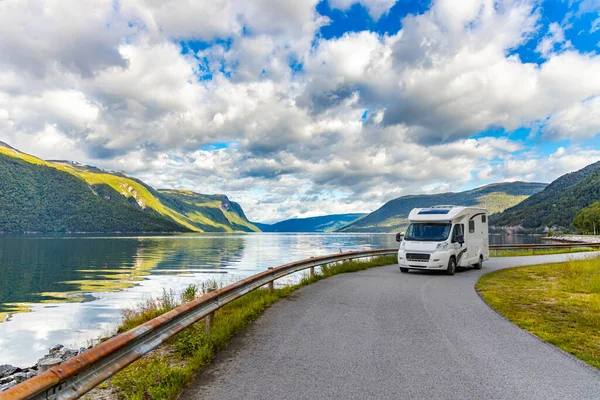 Familienurlaub Reise Wohnmobil Urlaubsreise Wohnmobil Caravan Auto Urlaub — Stockfoto