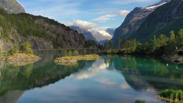 Piękna Przyroda Norwegia Naturalny Krajobraz Jezioro Lovatnet — Wideo stockowe