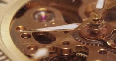 Antika saat yakın çekim. Klasik cep saati..