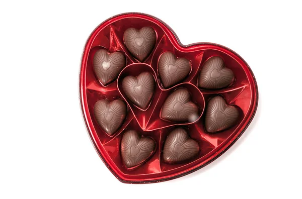 Herzförmige Schachtel mit Schokoladenbonbons — Stockfoto