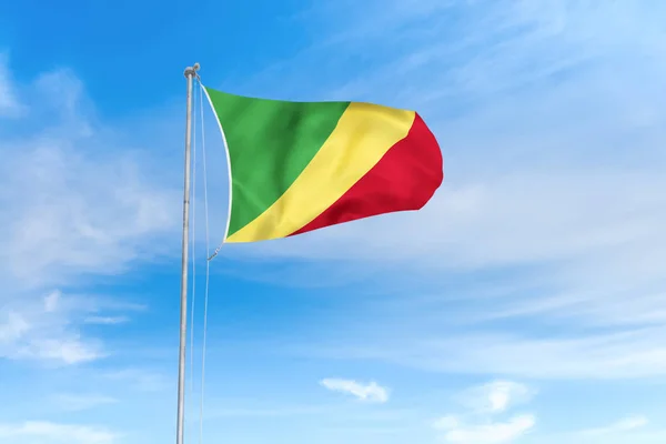 Steagul Congo pe fundalul albastru al cerului — Fotografie, imagine de stoc