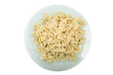 Taze pişmiş farfalle makarna izole edilmiş üst manzara