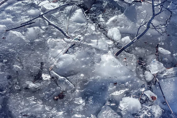 Ice on the river. Frozen river. Ice winter background. Ice texture. — Stock Photo, Image